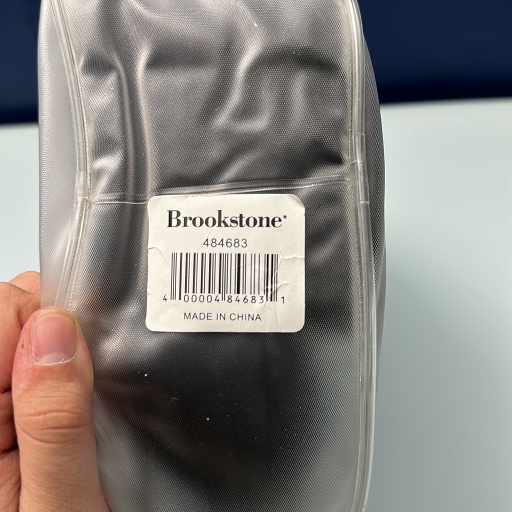 Brookstone FOM Travel Neck Pillow - Picture 7 of 7